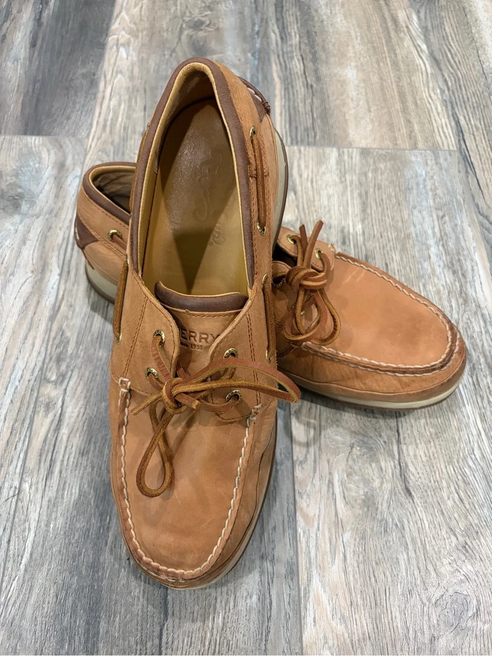 Sperry Men’s Boat Shoes in Tan/Brown Leather